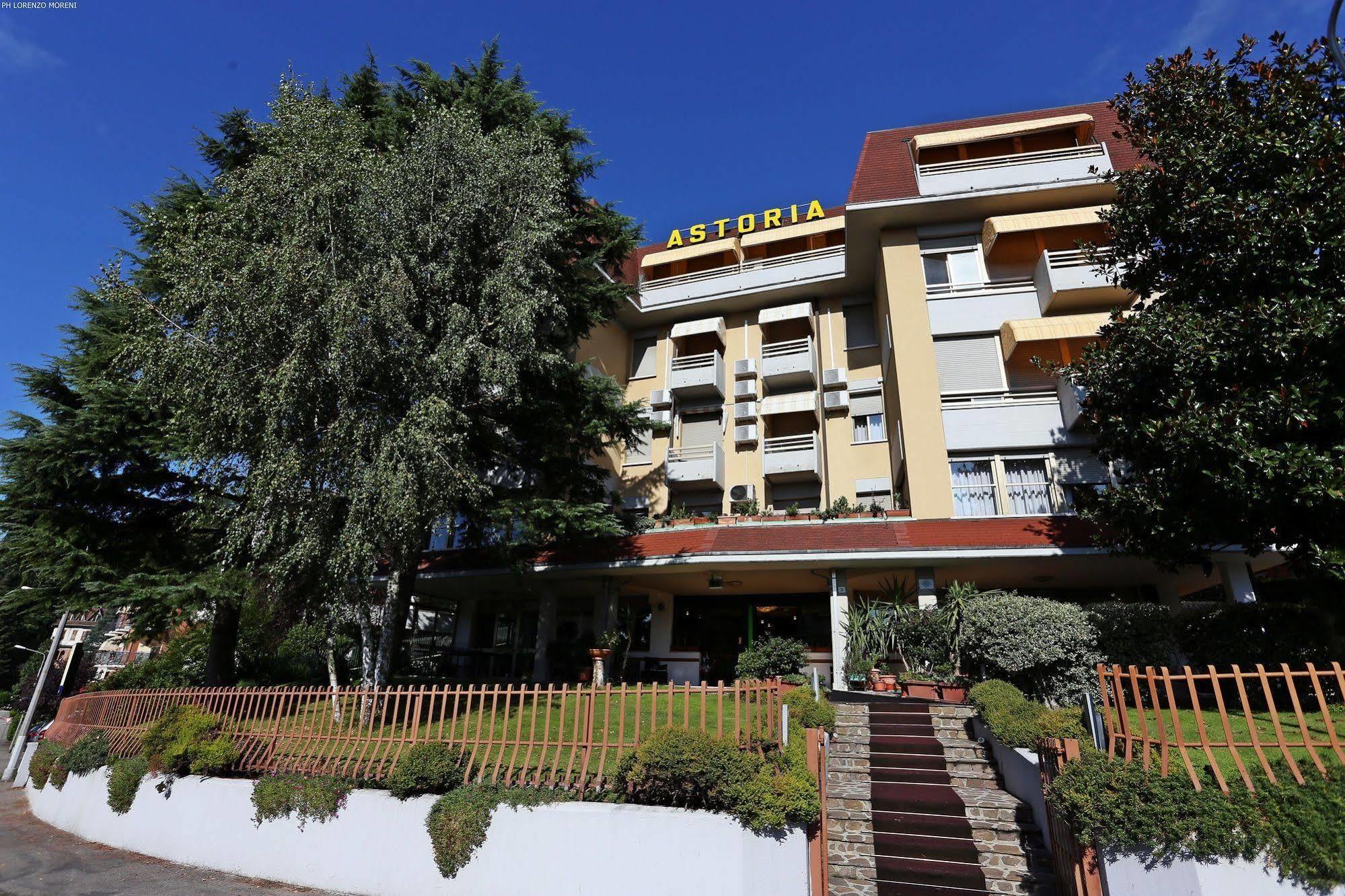 Hotel Astoria Tabiano Terme Exterior foto